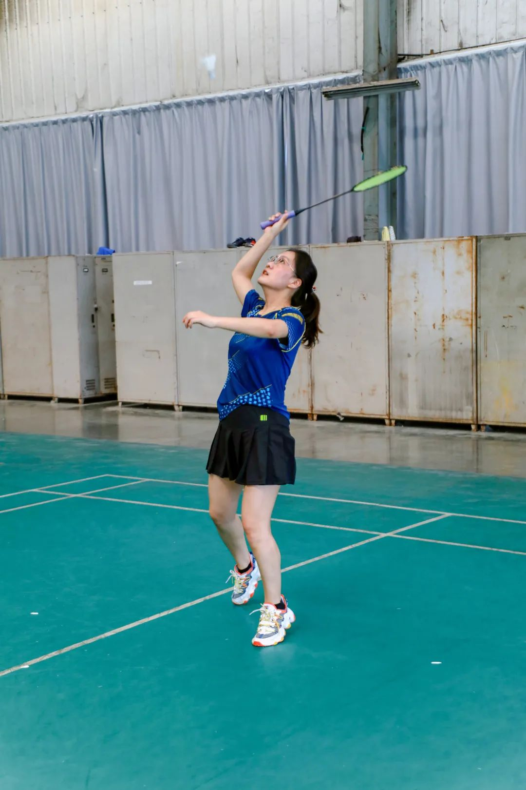 激情碰撞 羽球飛揚(yáng)——安彩高科工會舉辦2022年職工羽毛球比賽